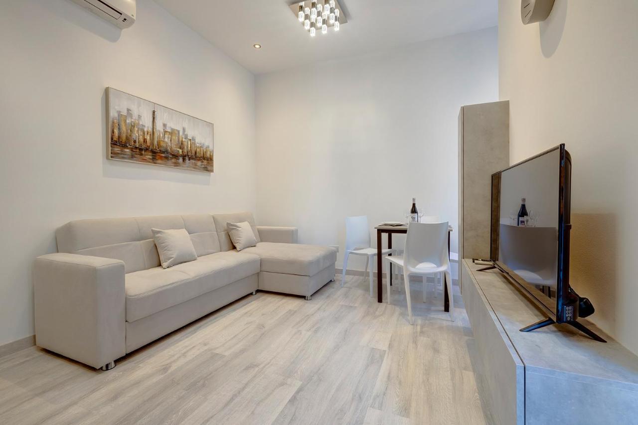 Modern Apartment In The Best Area Of Sliema Eksteriør billede