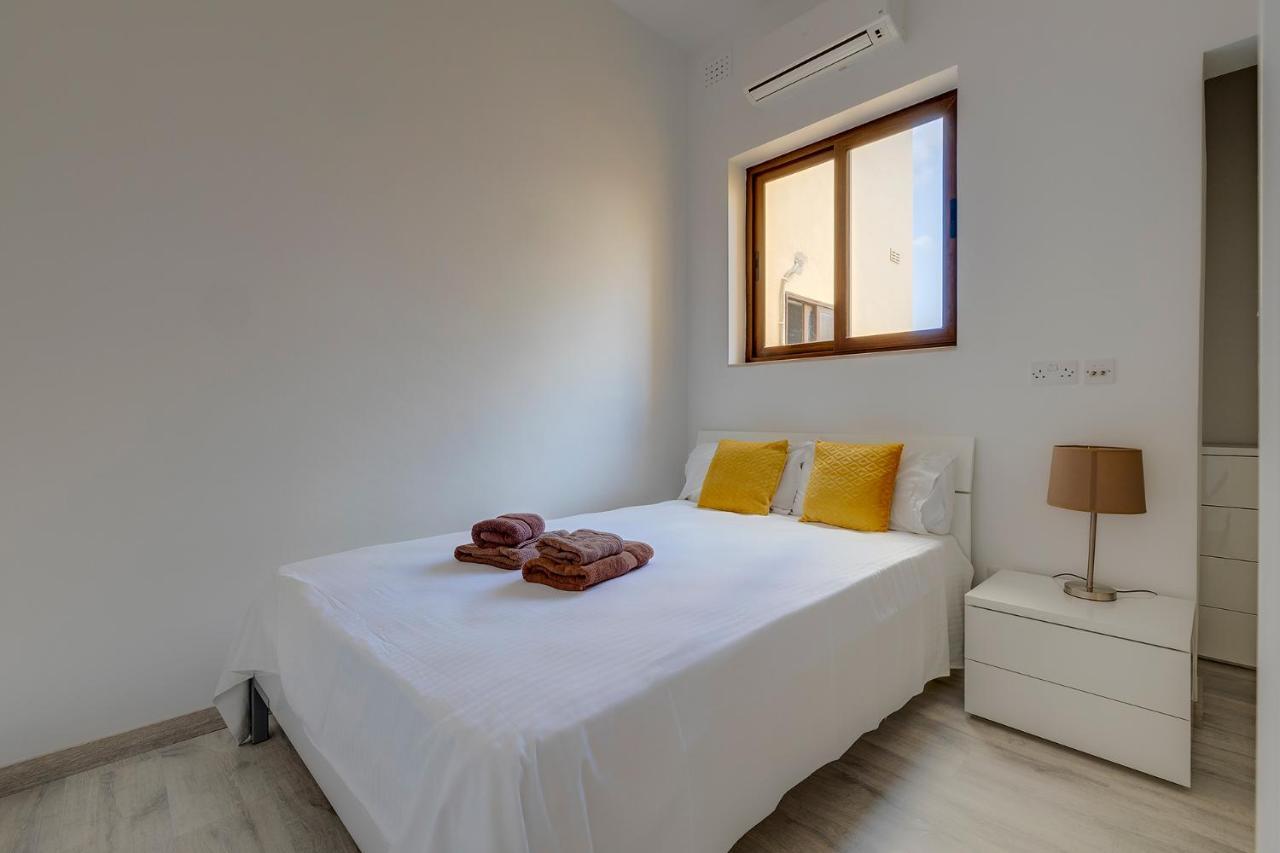 Modern Apartment In The Best Area Of Sliema Eksteriør billede
